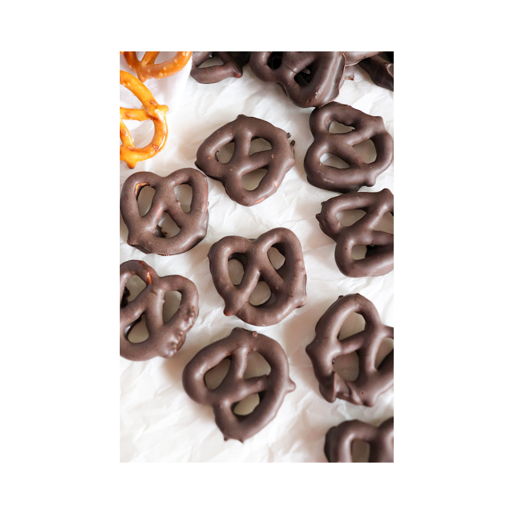 Terrafinna Dark Chocolate Pretzels 4.5oz 8pk